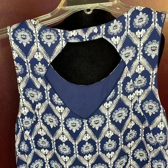 PINK REPUBLIC Sleeveless Dress - Picture 5 of 9